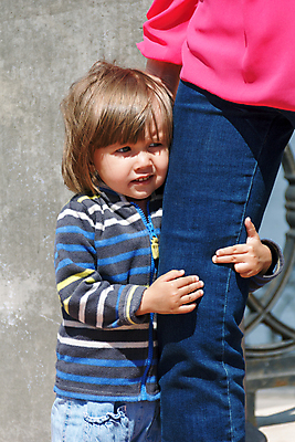 포토 JPG 해외이미지 백인 1 여자 유럽 어린이 2 포옹 엄마 3 두명 세로 금발 흰색 아기 해외202004 해외포토 서양인 헤어스타일 나라 컬러 가족 안기 사람 파일형식 이미지허브