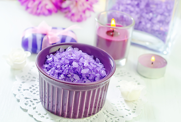 포토 JPG 해외이미지 리본 사람없음 보라색 스파 아로마 스파용품 비누 향초 아로마테라피 바디케어 입욕소금 해외202004 해외포토 컬러 초 위생용품 미용용품 오브젝트 소금 테라피 파일형식 이미지허브