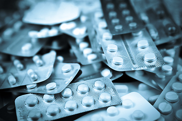 포토 JPG 해외이미지 컨셉 실험 사람없음 알약 약 고통 실험실 바이러스 약초 질병 약국 허브 처방 암 조제 마약 인플루엔자 진통제 화학물질 항생제 해외202004 해외포토 식물 감정 의학 풀_식물 화학 만들기 파일형식 이미지허브