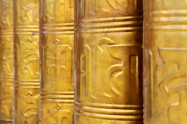 포토 JPG 해외이미지 아시아 종교 문화 여행 불교 사람없음 장식 여행객 믿음 중국 기도 사찰 바퀴 영혼 신비 집중 심볼 명상 오브젝트 롤러 신성 수도원 동쪽 목각 순례 순례자 숭배 신앙심 줄서기 해외202004 해외포토 감정 나라 컨셉 종교건축 모션 사람 방향 파일형식 이미지허브