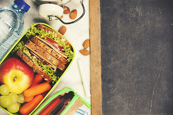 포토 JPG 해외이미지 라이프스타일 교육 어린이 음식 여행 다이어트 채소 포장 학교 포도 문구용품 샌드위치 건강 사람없음 목재 상자 연필 소풍 검은색 공책 식사 칠판 당근 흰색 신선 최고 플랫 아침식사 사과 정상 먹기 메뉴 준비 유기농 브런치 위치 습관 점심식사 카피스페이스 해외202004 해외포토 나무 웰빙 컬러 과일 재료 모션 학용품 뿌리채소 사람 생활 필기구 야외활동 공백 오브젝트 파일형식 이미지허브