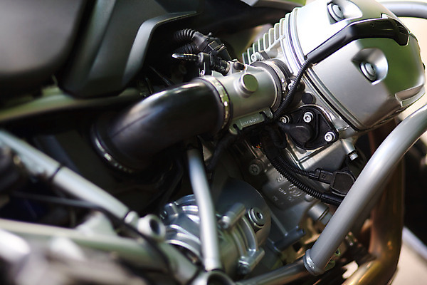 포토 JPG 해외이미지 백그라운드 컨셉 부분 교통시설 자동차 미래 새로움 세포 사람없음 빛 금속 힘 기계 오토바이 흰색 레이싱 바퀴 투명 고급 묘사 속도 날것 스포츠카 연료 엔진 정비공 공학 잡종 모터 고립 수소 자동 힘찬 세련 해외202004 해외포토 교육 육상교통 컬러 교통 재질 시합 바이크 원소 기술자 시설 파일형식 이미지허브