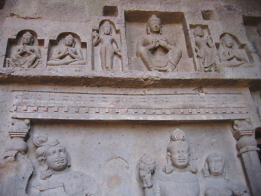 포토 JPG 해외이미지 동물 공원 자연 국립공원 사람없음 원숭이 동굴 해외202004 해외포토 공공시설 포유류 생태계 파일형식 이미지허브