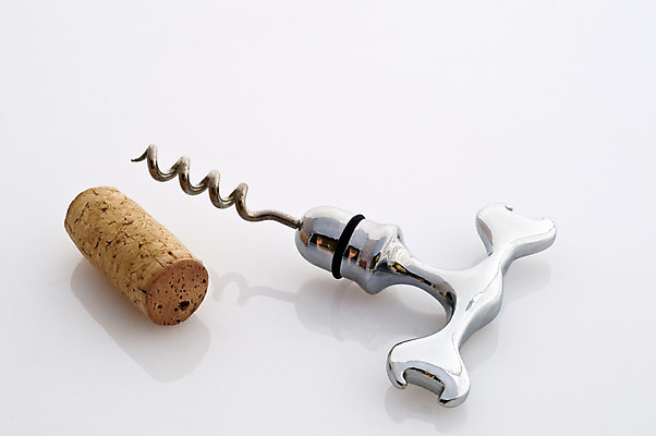 포토 JPG 해외이미지 음료 나선형 사람없음 금속 주방 와인 마개 흰색 공구 나사 코르크 와인오프너 철강 해외202004 해외포토 컬러 무늬 재질 주류 뚜껑 도구 병따개 파일형식 이미지허브