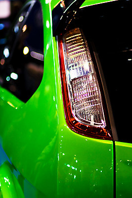 포토 JPG 해외이미지 디자인 응시 산업 도로 스포츠 교통시설 자동차 사람없음 내부 빛 반사 금속 검은색 힘 꿈 장비 운전 램프 관찰 고급 은색 땅 오픈카 속도 복고 창살 엔진 반사경 모터 리무진 섬광 옛날 자동 해외202004 해외포토 시선 길 육상교통 컬러 교통 컨셉 모션 승용차 재질 조명 시설 파일형식 이미지허브