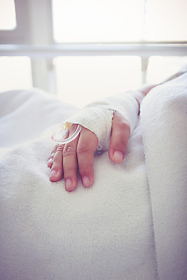 포토 JPG 해외이미지 손 어린이 건강 사람 사람없음 세로 약 고통 장비 흐름 환자 간호사 의사 수확 닫기 질병 복고 보험 치유 투입 해외202004 해외포토 감정 컨셉 농업 의학 모션 신체부위 의료진 파일형식 이미지허브