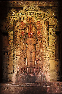 포토 JPG 해외이미지 종교 조각 포즈 실내 사람없음 내부 조각상 교회 사찰 인도인 숭배 여신 힌두교 해외202004 해외포토 외국인 종교건축 동양인 건물 조형물 파일형식 이미지허브