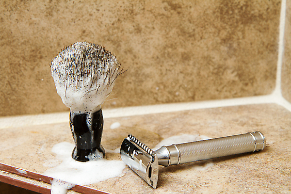 포토 JPG 해외이미지 표면 수염 사람없음 물 금속 거품 젖음 욕실 붓 칼날 씻기 매끈함 타일 크림 콧수염 오브젝트 피부관리 날카로움 비누 면도기 샤워실 위생관리 철강 해외202004 해외포토 자연요소 재질 관리 위생용품 뷰티 청결 감각 샤워시설 파일형식 이미지허브