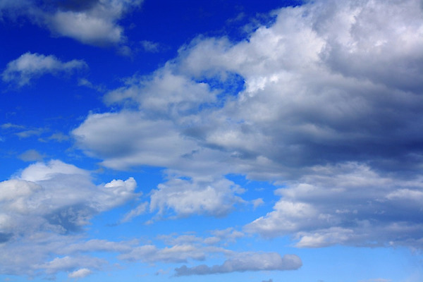 포토 JPG 해외이미지 구름 여행 백그라운드 자연 하늘 날씨 요정 사람없음 여름 파란색 빛 햇빛 태양 일출 어둠 일몰 흰색 예수 신비 공상 마법 천국 스카이라인 흐림 내추럴 해외202004 해외포토 자연요소 계절 컬러 컨셉 노을 신_종교 생태계 파일형식 이미지허브