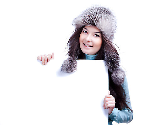 포토 JPG 해외이미지 백인 모델 1 전통 배너 옷 계절 여자 행복 포스터 크리스마스 겨울 텍스트 휴가 털 한명 미소 사람 20대 성인 파란색 우주 공백 방 정보 흰색 잡기 스웨터 상업 고립 캡모자 카피스페이스 유일 해외202004 해외포토 서양인 모자_잡화 기념일 감정 컬러 상의 모션 표정 청년 파일형식 이미지허브