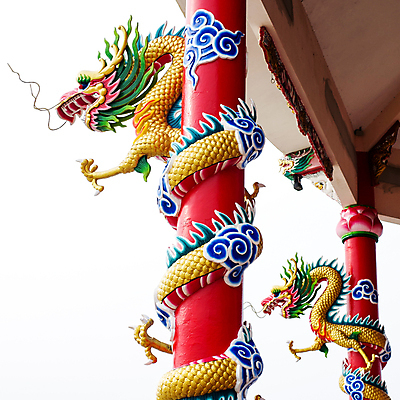 포토 JPG 해외이미지 디자인 종교 건축양식 미술 사람없음 장식 빨간색 중국 흰색 용 기둥 행운 황금 공상 신앙심 스타일 해외202004 해외포토 건축 아시아 컬러 컨셉 문화예술 파일형식 이미지허브