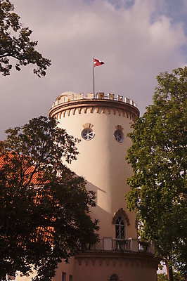 포토 JPG 해외이미지 유럽 자연 동화 요정 이야기 풍경 사람없음 건물 궁전 수확 바위 깃발 역사 왕 맨션 고딕 라트비아 바로크 해외202004 해외포토 건축물 나라 고건축 농업 주택 북유럽 돌_바위 생태계 파일형식 이미지허브