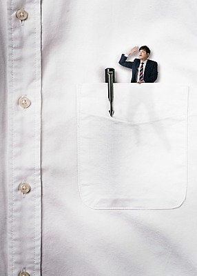 JPG 편집 편집이미지 남자 와이셔츠 비즈니스 한명 성인 펜 미니어처 한국인 비즈니스맨 주머니 디지털합성 디지털아트 편집실사 1 셔츠 사람 동양인 필기구 모형 직장인 CG 파일형식