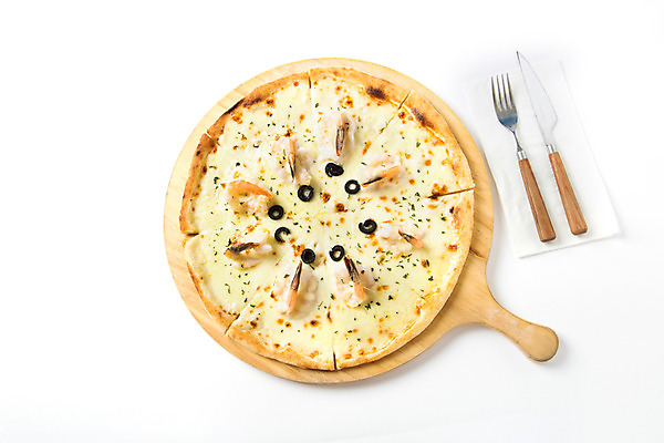 포토 JPG 스튜디오촬영 음식 포크 도마 피자 서양음식 실내 사람없음 하이앵글 나이프 오브젝트 고르곤졸라피자 쉬림프피자 국내포토 식기 뷰포인트 주방용품 패스트푸드 내부 칼 파일형식