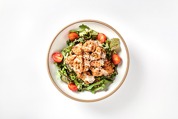 포토 JPG 스튜디오촬영 그릇 음식 서양음식 실내 사람없음 하이앵글 치킨 샐러드 오브젝트 치킨샐러드 국내포토 식기 뷰포인트 내부 닭고기요리 파일형식