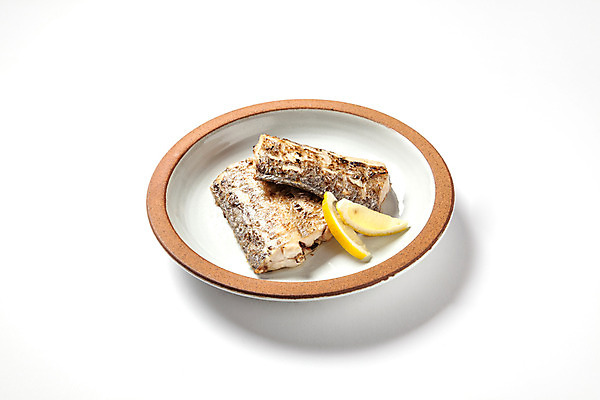 포토 JPG 스튜디오촬영 접시 한식 음식 실내 사람없음 오브젝트 갈치구이 국내포토 식기 내부 생선구이 파일형식