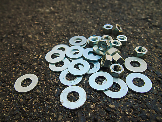 포토 JPG 해외이미지 산업 공장 사람없음 빛 금속 장비 견과류 공구 나사 업무 작업실 수리 제조 은색 주식 철 창고 오브젝트 볼트 목공예 고정 수납 세탁기 정비공 공학 철강 하드웨어 해외202004 해외포토 교육 컬러 공업 재질 금융 컴퓨터 가전제품 도구 작업 기술자 공예 파일형식 이미지허브