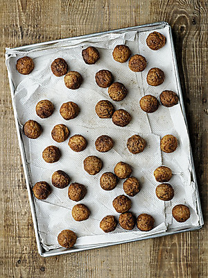 포토 JPG 해외이미지 전통 음식 토마토 요리 사람없음 세로 이탈리아 소고기 튀김 미트볼 단백질 해외202004 해외포토 유럽 채소 육류 영양소 파일형식 이미지허브