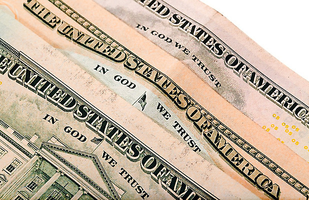 포토 JPG 해외이미지 1 종이 지폐 돈 비즈니스 성공 추상 사람없음 가로 초록색 금융 경제 달러 쪽지 미국 저축 재산 도박 심볼 투자 결제 이익 계산서 대출 빚 위기 자금 해외202004 해외포토 컬러 컨셉 북아메리카 무늬 파일형식 이미지허브