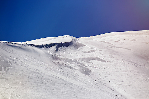 포토 JPG 해외이미지 공원 유럽 여행 백그라운드 겨울 자연 하늘 산 파노라마 풍경 사람없음 파란색 햇빛 평화 계곡 맑음 하이킹 황무지 정상 큼 순수 언덕 산등성이 알프스 엽서 절정 환상 해외202004 해외포토 계절 공공시설 나라 컬러 컨셉 레저 날씨 촬영기법 태양 크기 편지 생태계 파일형식 이미지허브