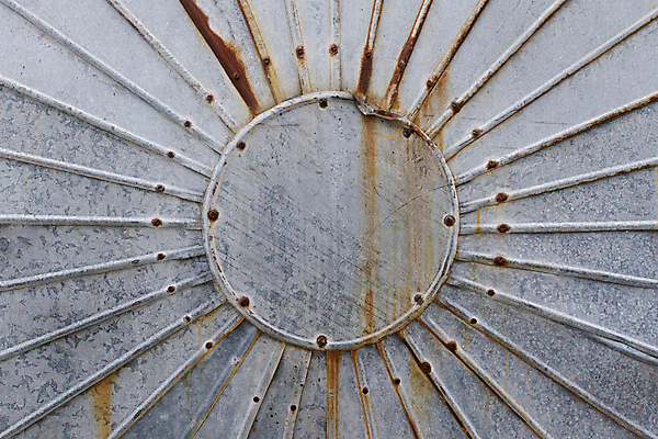 포토 JPG 해외이미지 사람없음 태양 갈색 금속 손상 회색 나사 원형 컨테이너 스크래치 옛날 해외202004 해외포토 자연요소 도형 산업 컬러 컨셉 재질 공구 파일형식 이미지허브