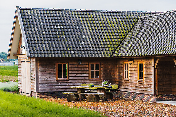 포토 JPG 해외이미지 식물 문화 밭 농업 가로등 창문 벽돌 주택 사람없음 목재 초록색 물 문 금속 보라색 시골 램프 소나무 원형 그리기 제조 농부 컨테이너 갈증 양동이 관목 타일 생태계 전나무 라벤더 옛날 차고 해외202004 해외포토 자연요소 도형 나무 직업 공공시설 꽃 산업 컬러 재료 모션 재질 조명 건물 허브 파일형식 이미지허브