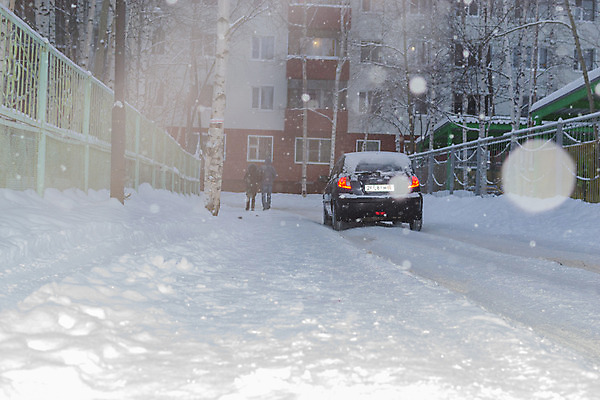 포토 JPG 해외이미지 라이프스타일 커플 공원 여자 행복 감정 백그라운드 크리스마스 겨울 관계 자연 휴가 새로움 거리 사랑 성인 사람없음 야외 유행 흰색 잡기 도시 긍정 폭설 눈내림 스타일 해외202004 해외포토 계절 공공시설 기념일 컬러 컨셉 모션 눈_날씨 사람 생활 자연재해 생태계 파일형식 이미지허브