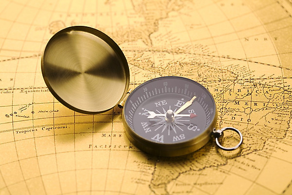 포토 JPG 해외이미지 종이 여행 백그라운드 지도 사람없음 골동품 계획 나침반 방향 청동 북쪽 동쪽 남쪽 서쪽 옛날 해외202004 해외포토 컨셉 파일형식 이미지허브