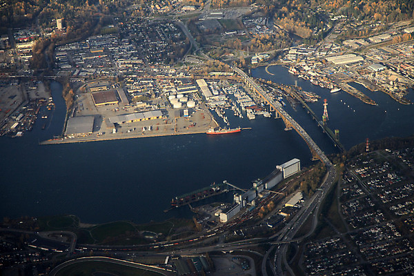 포토 JPG 해외이미지 바다 조류 영국 산 비행기 주택 풍경 사람없음 도시 콜롬비아 공항 대문 태평양 타운 남쪽 벤쿠버 서쪽 주입구 해외202004 해외포토 동물 유럽 항공교통 교통시설 대중교통 건물 문 남아메리카 방향 파일형식 이미지허브