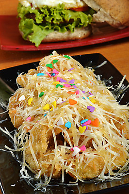 포토 JPG 해외이미지 전통 접시 아시아 음식 백그라운드 잎 다이어트 과일 디저트 건조 바나나 건강 요리 동양인 사람없음 노란색 식당 식사 튀김 지성 흰색 신선 뜨거움 달콤 맛 설탕 굽기 먹기 슬라이스 성분 채식주의자 페스츄리 많음 해외202004 해외포토 식물 식기 나라 빵 컬러 컨셉 모션 인종 상점 구이 채식 파일형식 이미지허브