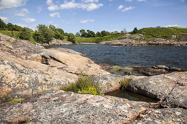 포토 JPG 해외이미지 유럽 벽 바다 섬 여행 건축양식 하늘 주택 핀란드 사람없음 건물 목재 파란색 여행객 맑음 세계문화유산 성 역사 재산 군용 러시아인 옛날 헬싱키 해외202004 해외포토 서양인 나무 건축물 건축 나라 컬러 재료 날씨 군대 북유럽 사람 금융 문화재 파일형식 이미지허브