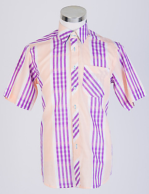 포토 JPG 해외이미지 디자인 드레스 옷 남자 백그라운드 셔츠 정장 사람없음 내부 쇼핑 유행 세일 상점 흰색 마네킹 쇼핑몰 체크무늬 소매 재단 스타일 해외202004 해외포토 컬러 상의 무늬 사람 파일형식 이미지허브