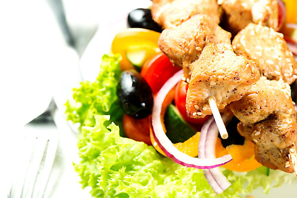 포토 JPG 해외이미지 접시 음식 잎 토마토 채소 재료 양파 건강 사람없음 빨간색 식사 저녁식사 치킨 샐러드 만남 식탁보 신선 꼬치 닫기 맛 아침식사 상추 오브젝트 올리브 날것 칠면조 점심식사 채식주의자 해외202004 해외포토 식물 식기 열매 컬러 컨셉 모션 조류 채식 닭고기요리 파일형식 이미지허브