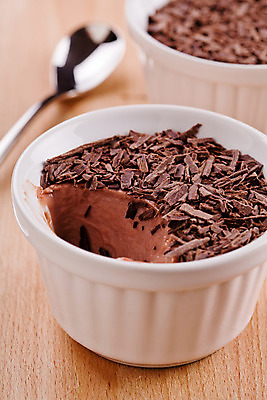 포토 JPG 해외이미지 음식 디저트 건강 사람없음 갈색 초콜릿 검은색 흰색 신선 닫기 달콤 크림 무스 페스츄리 해외202004 해외포토 빵 컬러 모션 맛 파일형식 이미지허브