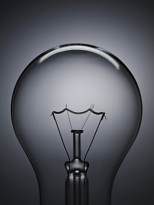 포토 JPG 해외이미지 모양 1 디자인 컨셉 생각 전구 상상 유리 아이디어 창조 사람없음 세로 빛 환경 금속 힘 장비 회색 에너지 램프 투명 심볼 오브젝트 백열등 싱글 슛 해결 빛망울 광 텅스텐 필라멘트 공급 해외202004 해외포토 컬러 재질 조명 원소 파일형식 이미지허브