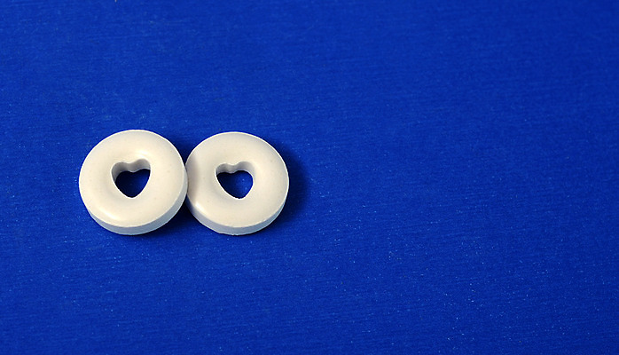 포토 JPG 해외이미지 모양 결혼 백그라운드 컨셉 2 밭 함께함 발렌타인데이 사탕 사랑 사람없음 가로 파란색 마음 구멍 날짜 달콤 시원함 설탕 파란배경 해외202004 해외포토 감정 컬러 농업 데이이벤트 디저트 이벤트 맛 파일형식 이미지허브