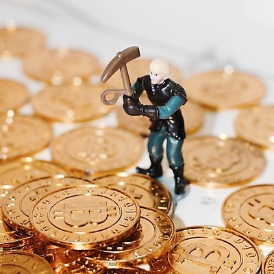 포토 JPG 해외이미지 돈 인터넷 비즈니스 안전 사람없음 금융 동전 저축 발굴 무역 보안 결제 가치 해외202004 해외포토 산업 경제 재산 파일형식 이미지허브