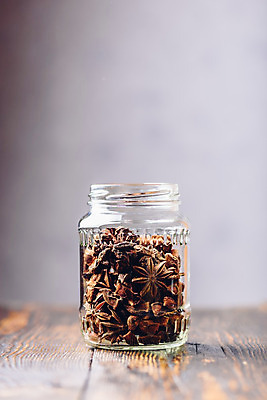 포토 JPG 해외이미지 계절 별 음식 크리스마스 겨울 과일 재료 건조 건강 요리 씨앗 사람없음 장식 세로 약 쌓기 중국 가을 시골 항아리 조미료 냄비 인도인 허브 향신료 유기농 날것 향기 냄새 아로마 향료 추수감사절 흙더미 내추럴 카피스페이스 해외202004 해외포토 자연요소 외국인 식물 웰빙 기념일 아시아 기독교 의학 모션 동양인 흙 공백 도자기 솥 향미료 파일형식 더미 이미지허브