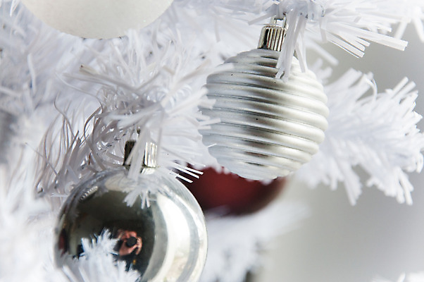 포토 JPG 해외이미지 나무 전통 디자인 계절 별 리본 백그라운드 크리스마스장식 크리스마스 겨울 공 불 추상 휴가 주택 기념 이벤트 사람없음 장식 빛 컬러풀 파티 축제 장식볼 달력 흰색 축하 인사 신용카드 달콤 12월 연도 심볼 활 노엘 해외202004 해외포토 자연요소 식물 기념일 컬러 컨셉 무늬 건물 금융 예절 날짜 맛 파일형식 이미지허브