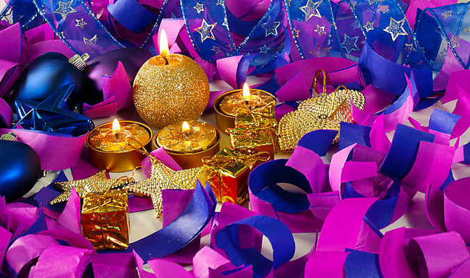 포토 JPG 해외이미지 별 리본 백그라운드 크리스마스 겨울 공 휴가 불꽃 선물 사람없음 장식 파란색 빛 상자 덮개 축하 황금 오브젝트 연소 포장소품 화상 카피스페이스 전경 해외202004 해외포토 자연요소 계절 기념일 컬러 컨셉 포장 불 풍경 공백 뚜껑 상처 포장재료 파일형식 탑뷰 이미지허브