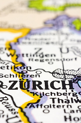 포토 JPG 해외이미지 유럽 여행 백그라운드 컨셉 지도 비즈니스 휴가 사람없음 세계 여행객 도시 닫기 스위스 지도책 해외202004 해외포토 나라 모션 사람 책 파일형식 이미지허브