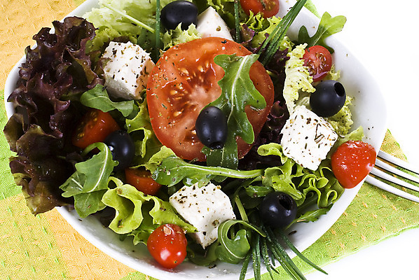 포토 JPG 해외이미지 라이프스타일 접시 음식 포크 다이어트 토마토 채소 치즈 건강 요리 사람없음 옆모습 장식 초록색 우주 식사 저녁식사 봄 이탈리아 샐러드 흰색 신선 고명 사발 혼합 상추 자르기 먹기 그리스 유기농 올리브 성분 바질 내추럴 점심식사 쪽파 고립 저지방 채식주의자 해외202004 해외포토 식기 웰빙 계절 열매 유럽 뷰포인트 컬러 모션 유제품 생활 사기그릇 기름_음식 채식 파 파일형식 이미지허브