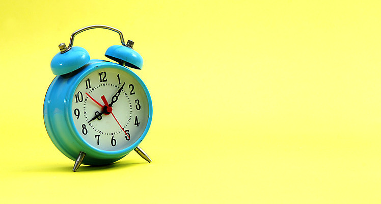 포토 JPG 해외이미지 시계 백그라운드 비즈니스 아침 추상 새로움 주택 사람없음 빨간색 파란색 사무실 반사 노란색 일출 수확 종 흰색 반지 시간 잠 업무 원형 망치 제비꽃 손목시계 오브젝트 사인 속도 시작 싱글 공포 타이머 경보 고립 마감 분 조언 카운트다운 타종 스타일 해외202004 해외포토 주간 도형 꽃 컬러 컨셉 무늬 농업 장신구 건물 노을 공구 작업 파일형식 이미지허브