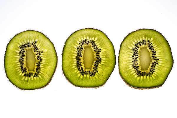 포토 JPG 해외이미지 음식 조각 백그라운드 패턴 다이어트 과일 부분 자연 디저트 프레임 건강 키위 요리 씨앗 사람없음 초록색 젖음 흰색 신선 원형 투명 닫기 달콤 맛 자르기 먹기 묘사 유기농 질감 슬라이스 내추럴 숙성 이국적 채식주의자 해외202004 해외포토 도형 식물 웰빙 컬러 컨셉 무늬 모션 생태계 채식 파일형식 이미지허브