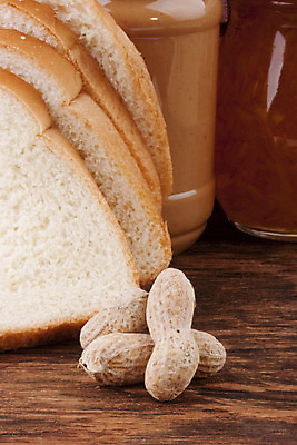 포토 JPG 해외이미지 음식 빵 유리 샌드위치 사람없음 빨간색 갈색 노란색 견과류 덮개 흰색 잡기 달콤 아침식사 컨테이너 플라스틱 잼 유기농 냅킨 날카로움 땅콩 젤리 버터 짐싸기 넘어짐 식욕 해외202004 해외포토 웰빙 산업 컬러 모션 재질 디저트 식사 뚜껑 소스_음식 맛 파일형식 이미지허브