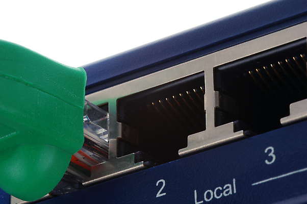 포토 JPG 해외이미지 인터넷 통신 노르웨이 사람없음 컴퓨터 오픈 네트워크 닫기 연결 수집 묘사 속도 지역 소통 모뎀 중고 해외202004 해외포토 유럽 컨셉 모션 전자제품 파일형식 이미지허브