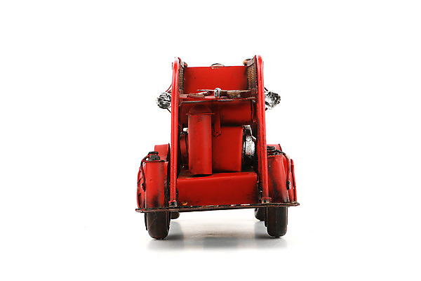 포토 JPG 해외이미지 모델 사다리 교통시설 자동차 불 안전 취미 사람없음 빨간색 장난감 골동품 흰색 긴급 도움 구출 클래식 위험 수집 보안 공포 짐차 엔진 고립 옛날 헬프 해외202004 해외포토 자연요소 육상교통 컬러 교통 컨셉 도구 시설 파일형식 이미지허브