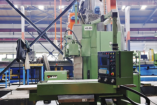 포토 JPG 해외이미지 산업 비즈니스 공장 실내 사람없음 기계 장비 해외202004 해외포토 공업 내부 파일형식 이미지허브