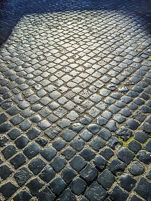 포토 JPG 해외이미지 모양 디자인 백그라운드 패턴 포장 건축양식 벽지 추상 벽돌 거리 바닥 사람없음 야외 장식 이탈리아 골동품 바위 도시 역사 보행로 성자 로마 타일 질감 정사각형 광장 타운 S 옛날 해외202004 사도궁 해외포토 도형 알파벳 건축 유럽 종교 길 무늬 궁전 돌_바위 바티칸 파일형식 이미지허브