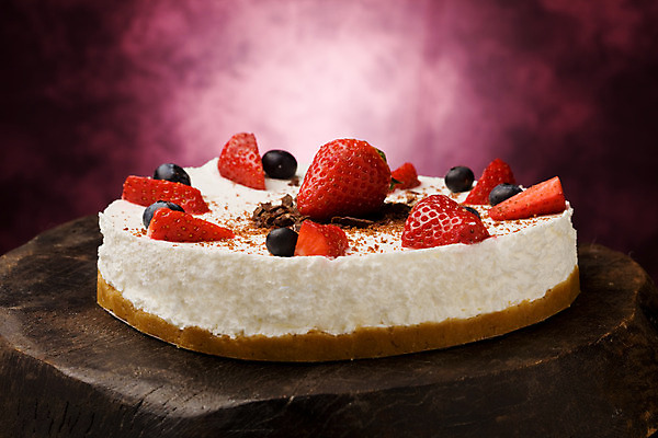 포토 JPG 해외이미지 유리 딸기 디저트 사람없음 케이크 초콜릿 우유 식탁보 맛 민트 크림 냅킨 블루베리 칼로리 요거트 요구르트 페스츄리 해외202004 해외포토 음식 빵 컨셉 과일 재질 유제품 허브 파일형식 이미지허브